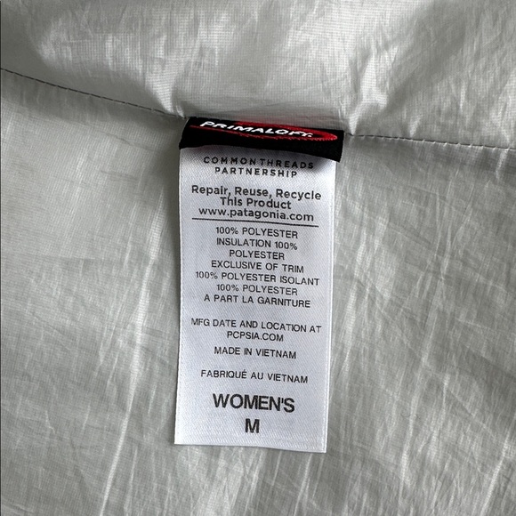 Patagonia White Nano Puff Jacket – Size M - Picture 10 of 10